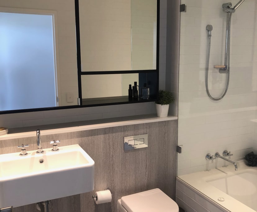 Room for Rent in Woolooware, Sydney 300, Flexible...