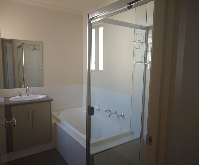 $250, Share-house, 3 bathrooms, Mawson Lakes SA 5095