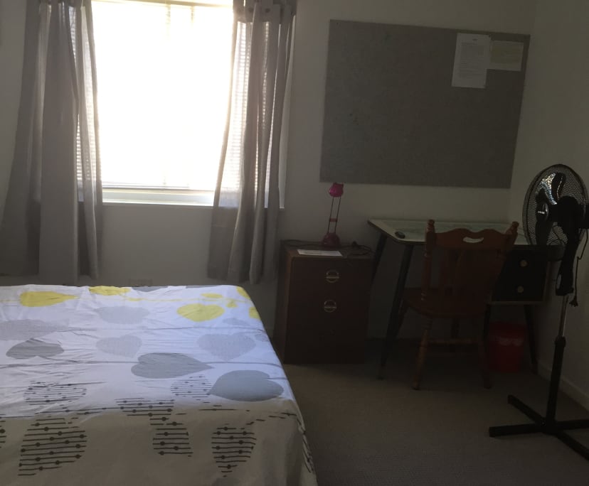 $325, Share-house, 5 bathrooms, Dutton Park QLD 4102