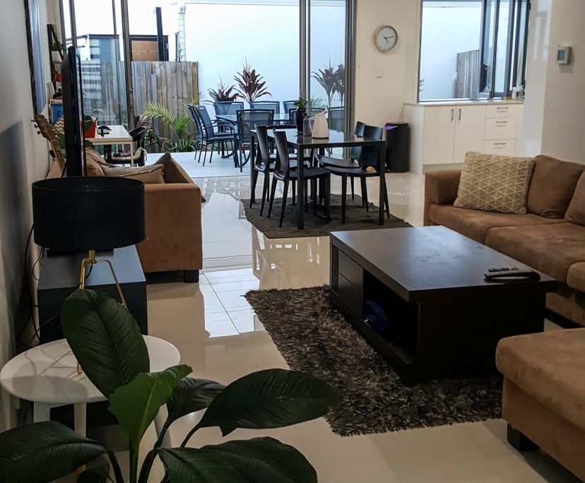 $210, Share-house, 3 bathrooms, Bulimba QLD 4171