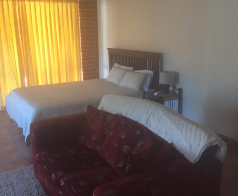 $280, Granny-flat, 1 bathroom, Broken Hill NSW 2880