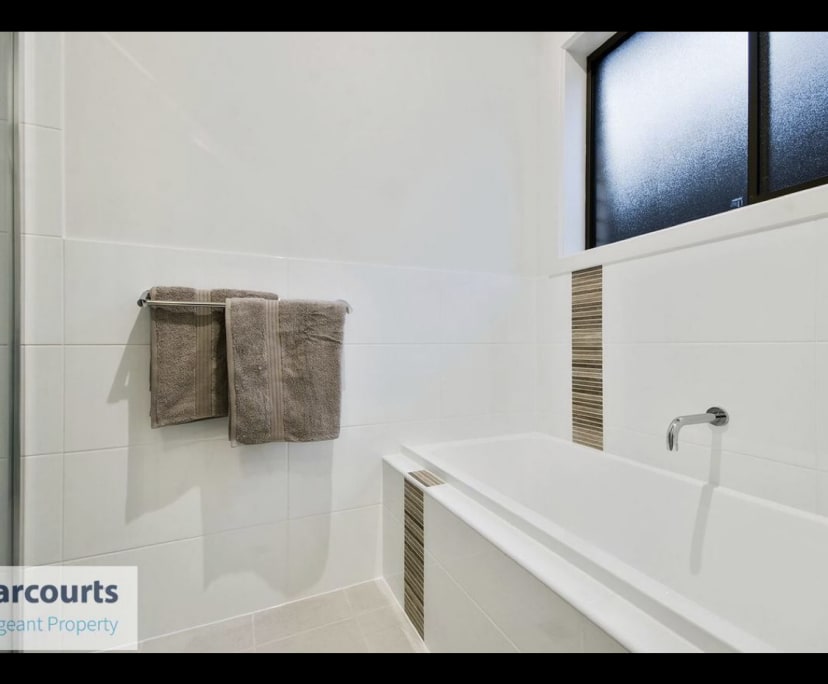 $300, Share-house, 4 bathrooms, Modbury SA 5092