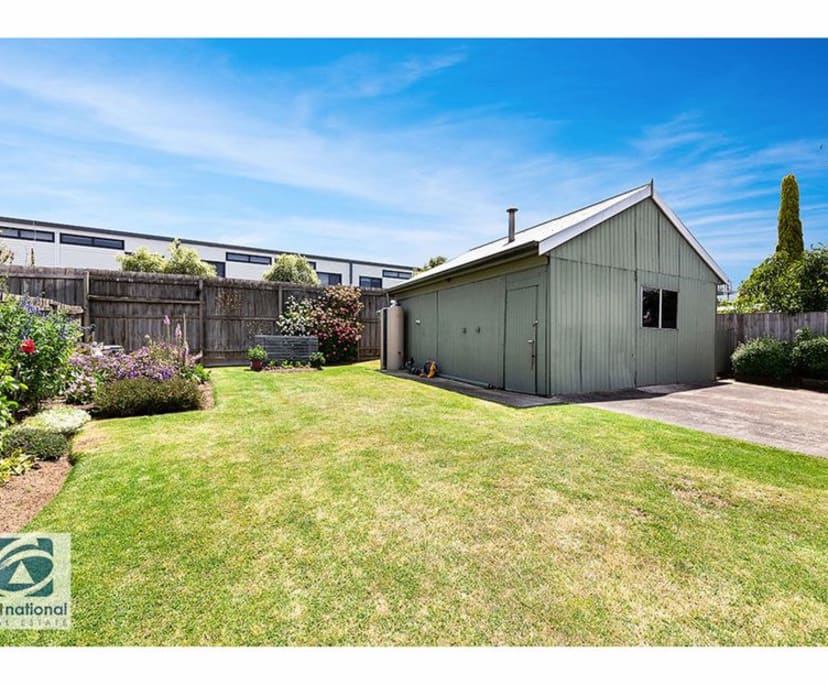 Room for Rent in Warragul, VIC 240, Furnished, Sh...