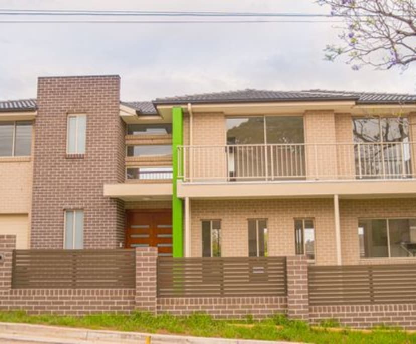 Room for Rent in North Parramatta, Sydney 300, Fu...