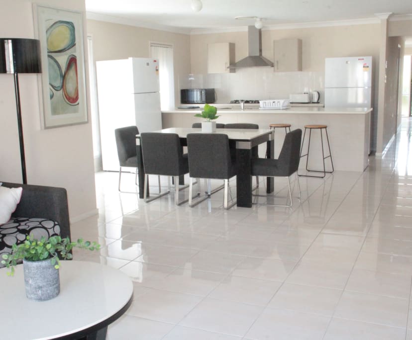 $220, Share-house, 5 bathrooms, Campbelltown NSW 2560