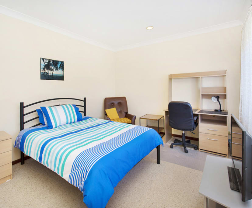 $180, Share-house, 4 bathrooms, West Wollongong NSW 2500