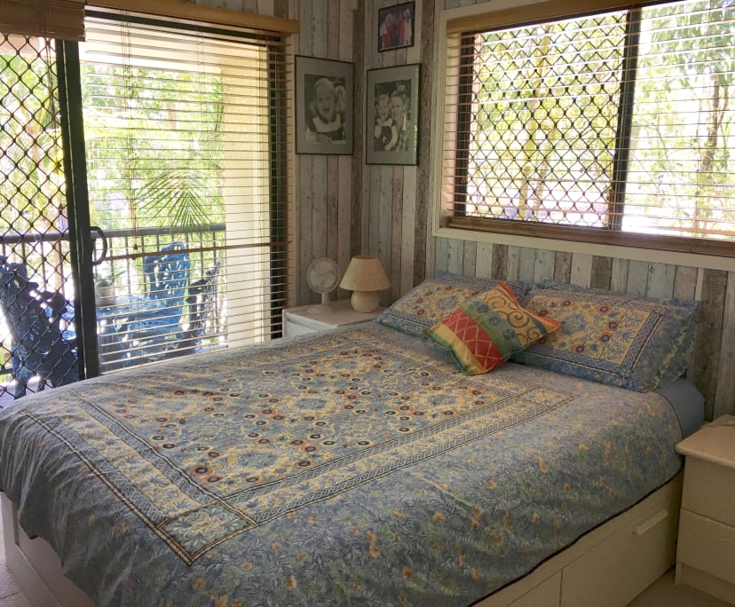 $350, Share-house, 3 bathrooms, Bundall QLD 4217