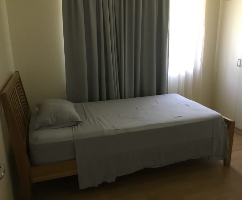 $230, Homestay, 4 bathrooms, Edge Hill QLD 4870