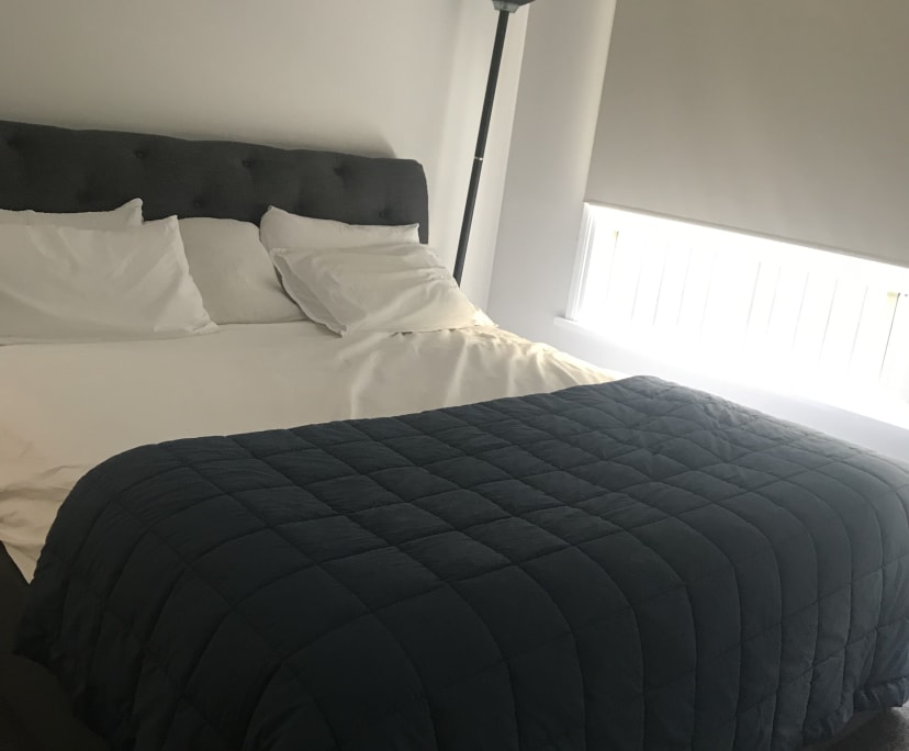 Room in a share house