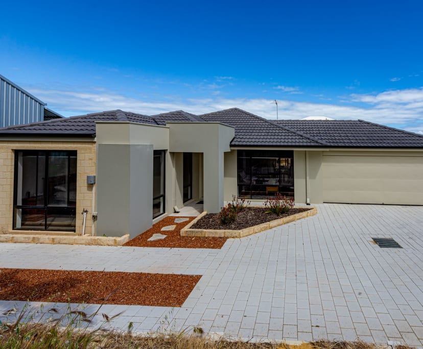 Room for Rent in White Gum Valley, Perth 200, Fur...