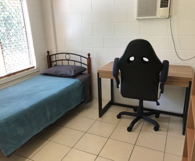 $175, Share-house, 4 bathrooms, Douglas QLD 4814