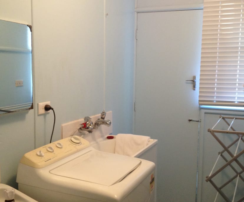Room for Rent in Fairy Meadow, Wollongong | $145, Fl... | Flatmates.com.au