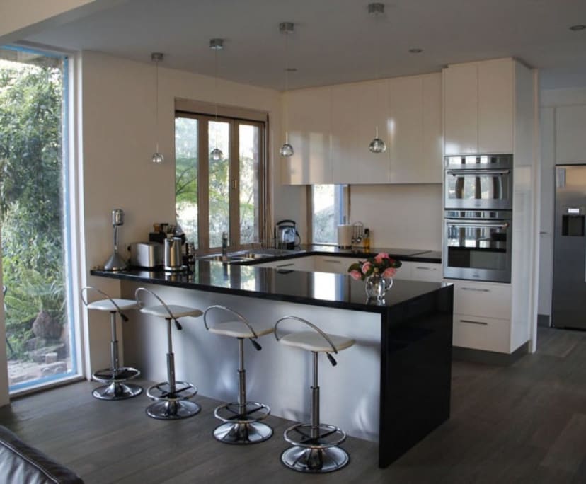 Room for Rent in Cheltenham, Melbourne 275, Furni...