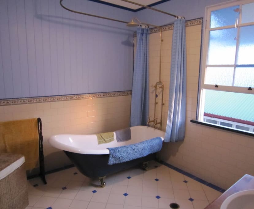 $250, Share-house, 2 bathrooms, Southport QLD 4215