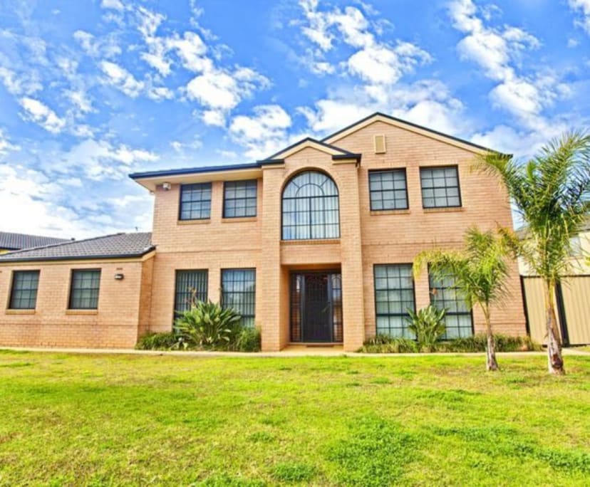 Room for Rent in Casula, Sydney 200, Unfurnished,...