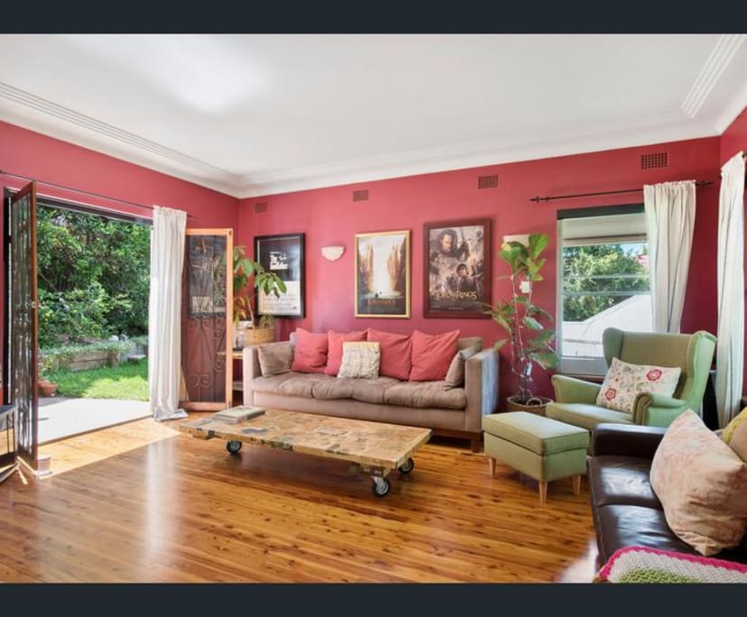 Room in a share house