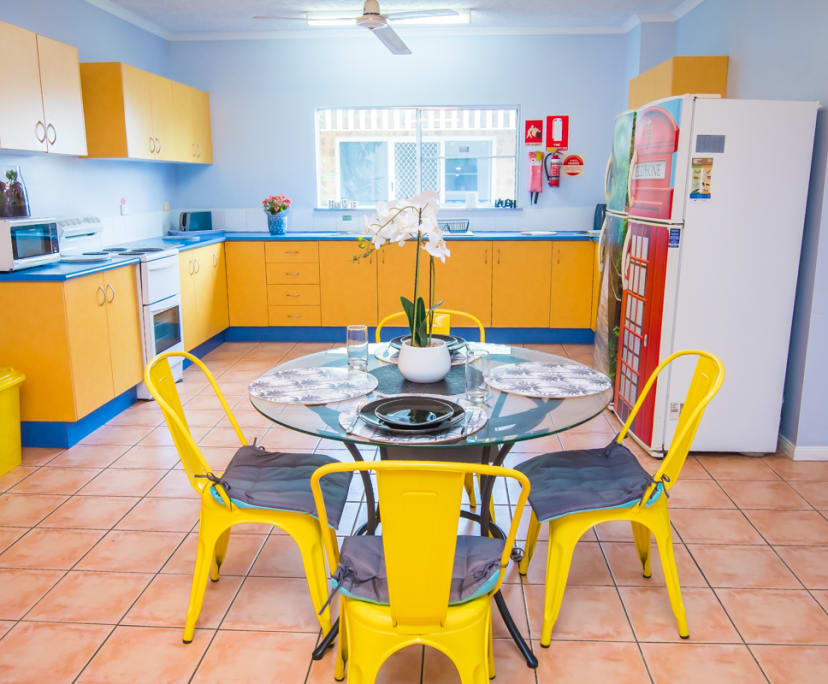 $294-371, Flatshare, 2 rooms, Parramatta Park QLD 4870, Parramatta Park QLD 4870