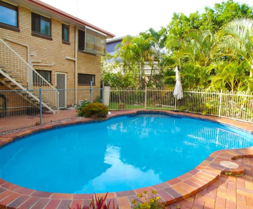Room for Rent in Eight Mile Plains, Brisbane 220,...