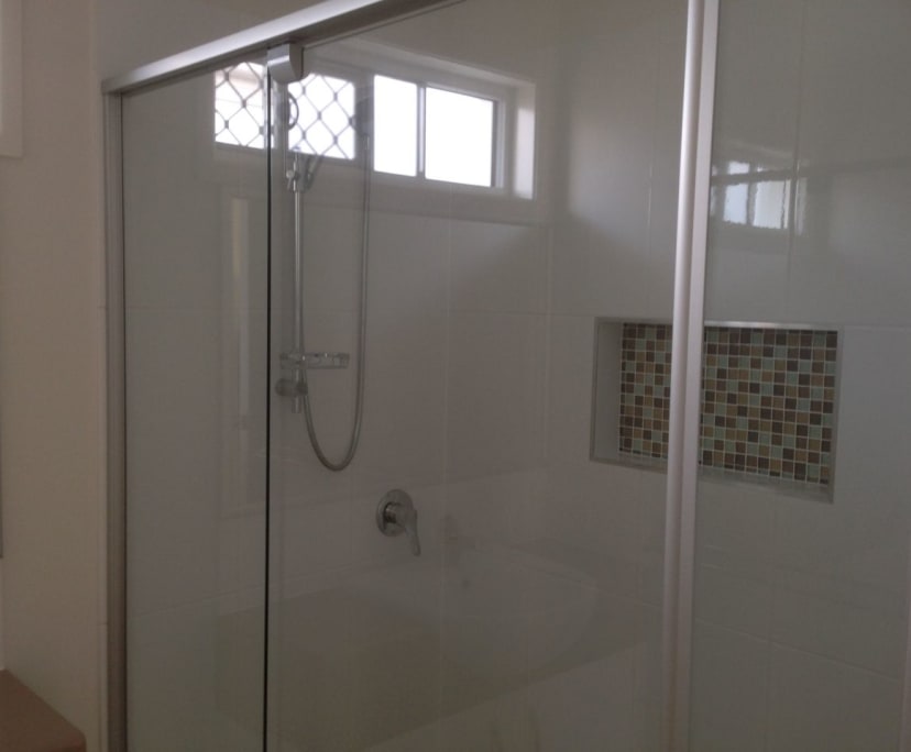 Room in a share house