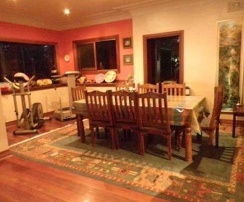 2 Rooms for Rent in Middle Cove, Sydney 280, Furn...