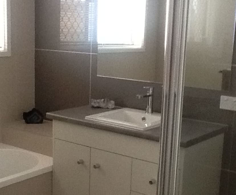 $260, Share-house, 3 bathrooms, Caloundra West QLD 4551
