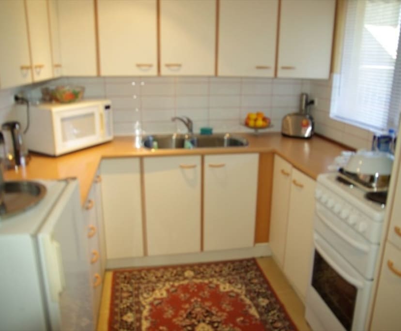 Room for Rent in Fairfield Heights, Sydney 200, F...