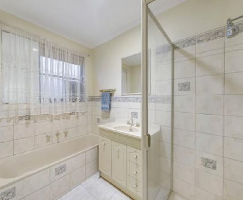 $180, Share-house, 3 bathrooms, Glen Waverley VIC 3150
