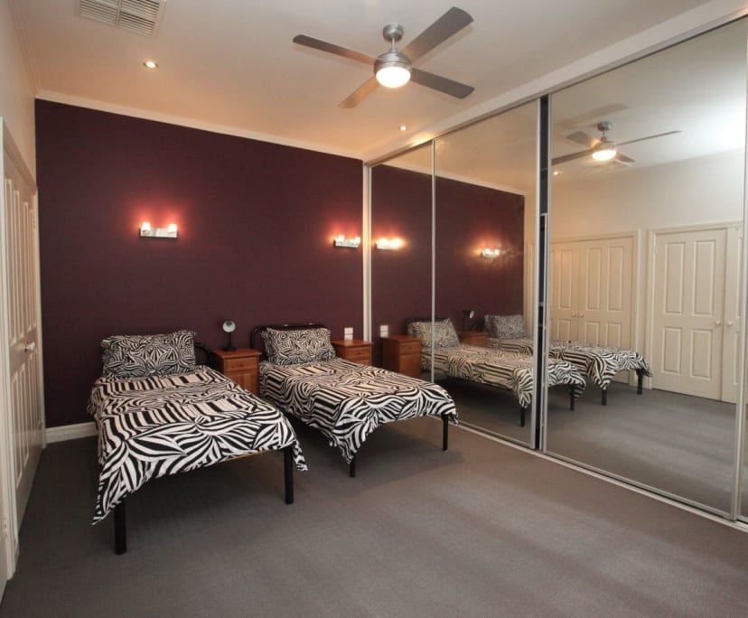 Room for Rent in Parkdale, Melbourne 220, Furnish...