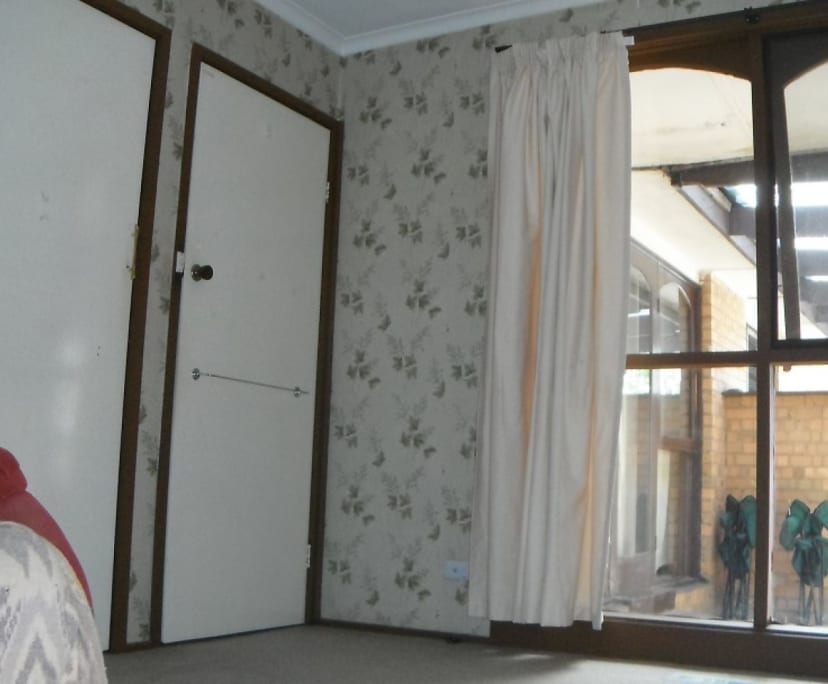 Unfurnished room in a share house
