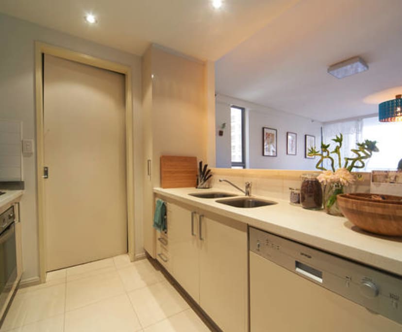 $700, Flatshare, 2 bathrooms, Haymarket NSW 2000