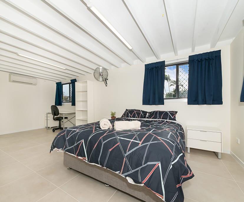 $430, Share-house, 2 bathrooms, Cranbrook QLD 4814