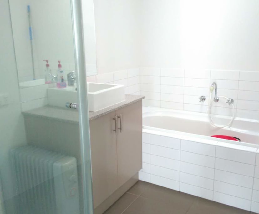 $160, Share-house, 3 bathrooms, Point Cook VIC 3030
