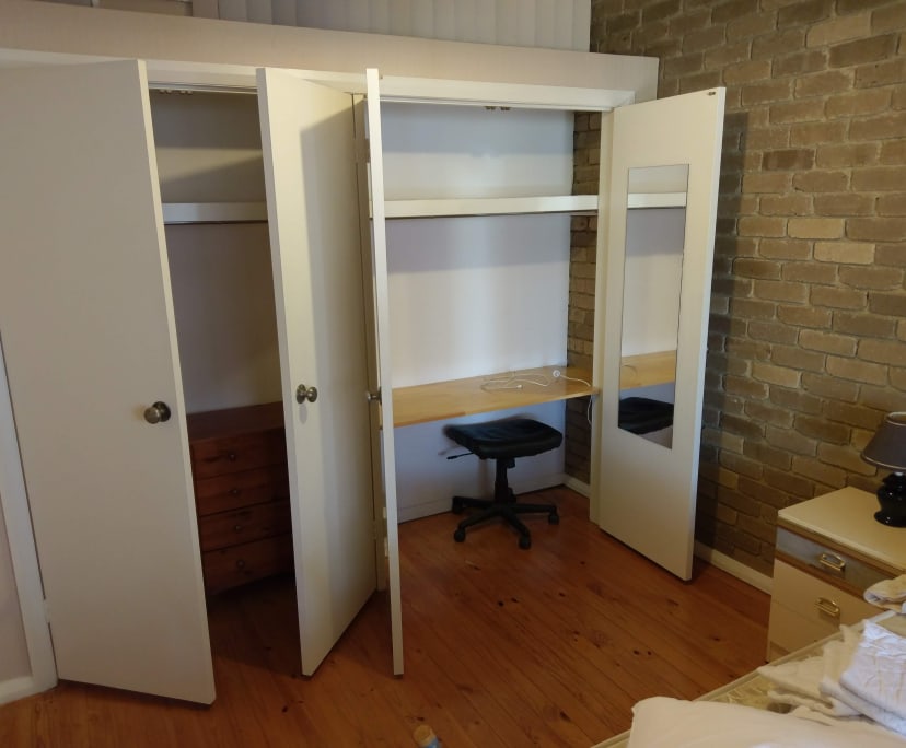 Room in a share house