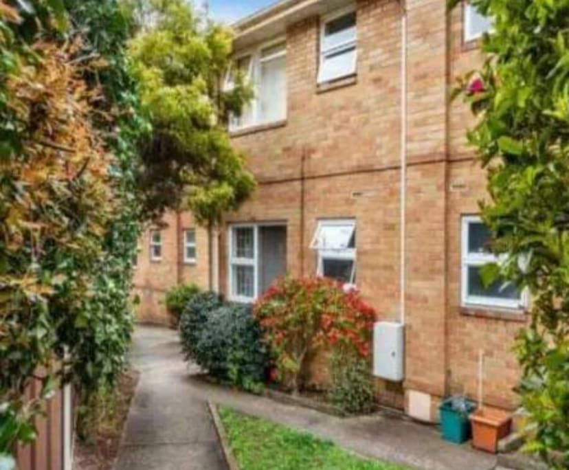 Room for Rent in Randwick, Sydney 390, Furnished,...