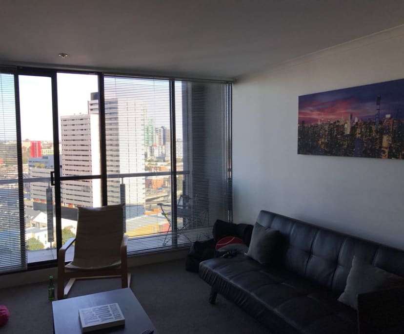 Furnished room in a flatshare