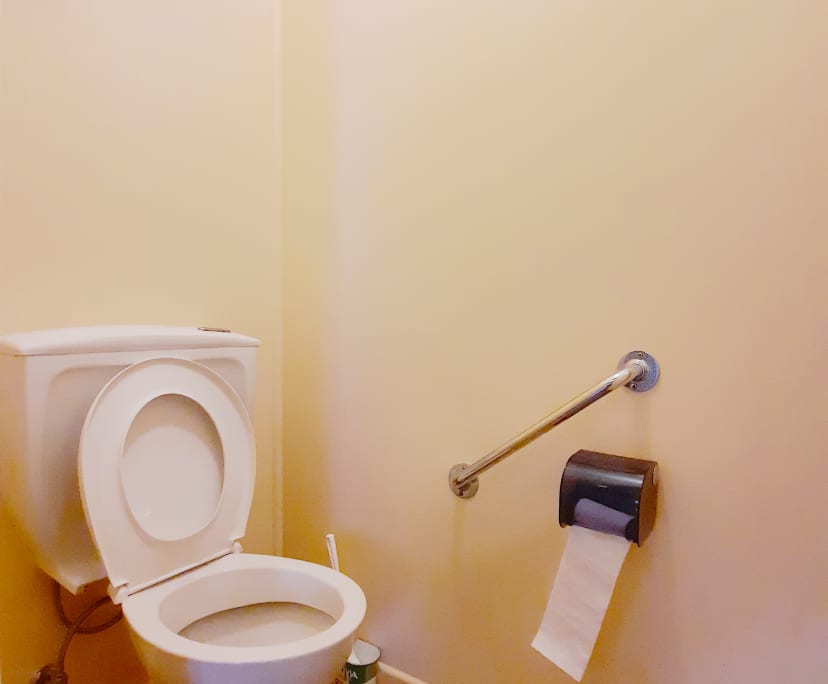 $220, Share-house, 3 bathrooms, Heatley QLD 4814