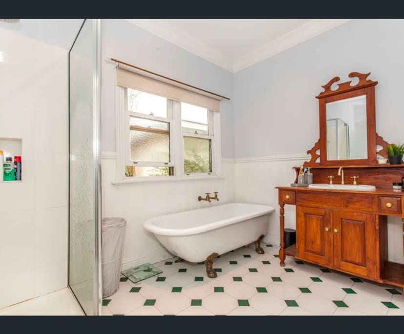 $210, Share-house, 3 bathrooms, Oakleigh East VIC 3166