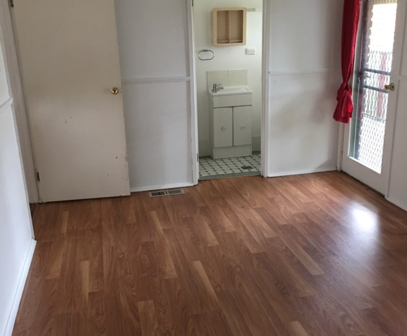 Room for Rent in Bowral, NSW 300, Flexible with f...