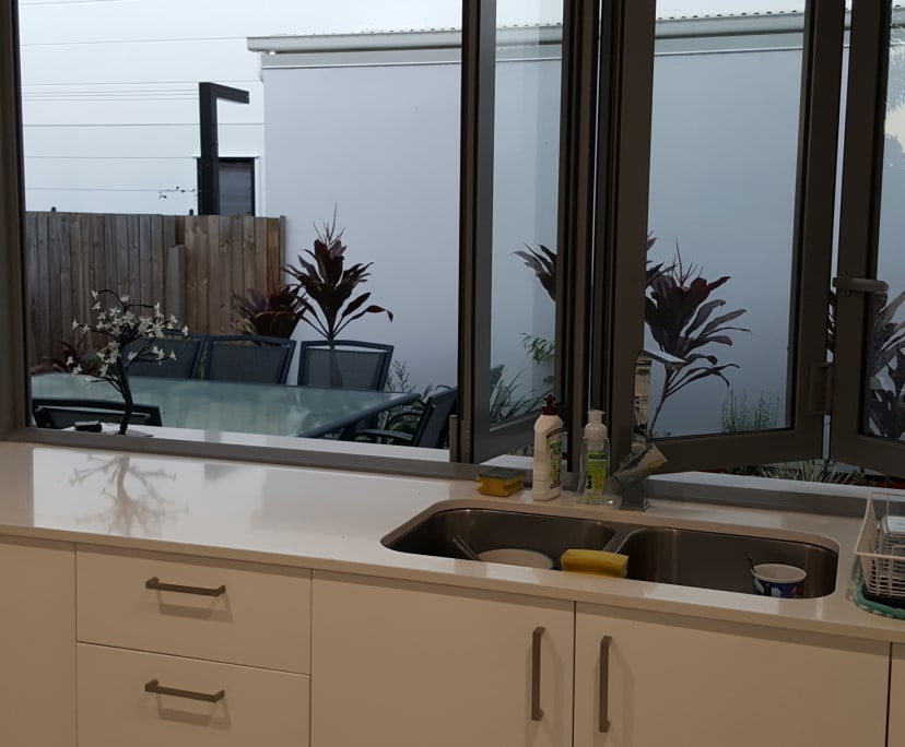 $210, Share-house, 3 bathrooms, Bulimba QLD 4171