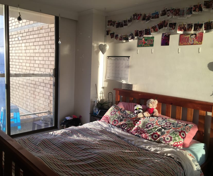 Furnished room in a flatshare