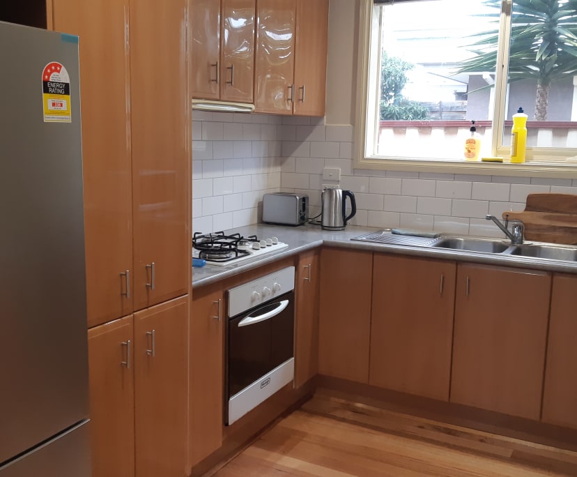 $140, Share-house, 3 bathrooms, St Albans VIC 3021