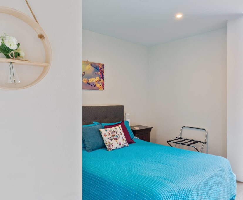 $385, Flatshare, 2 bathrooms, South Yarra VIC 3141