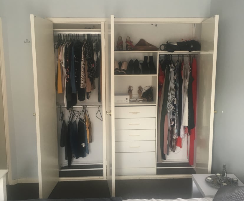 Room in a share house