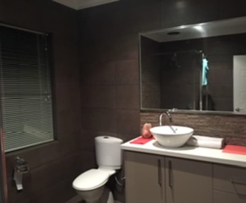 $350, Share-house, 4 bathrooms, Greenwood WA 6024