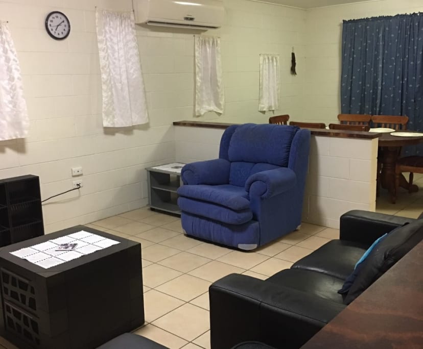 Room for Rent in Kelso, Townsville 180, Furnished...