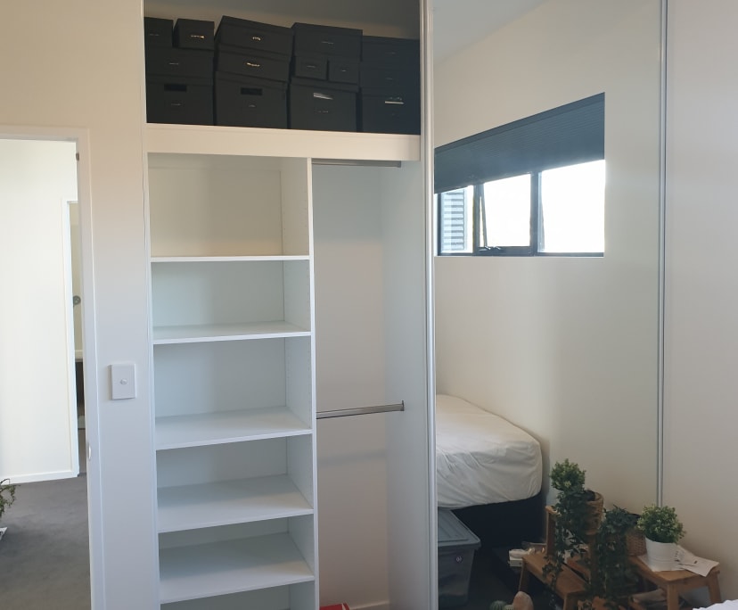 Room in a share house