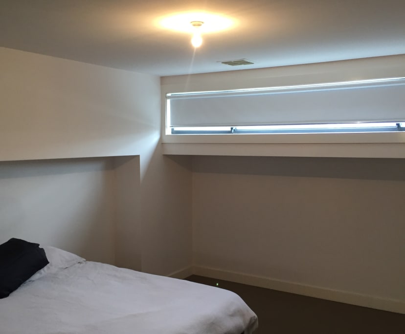 Room in a share house