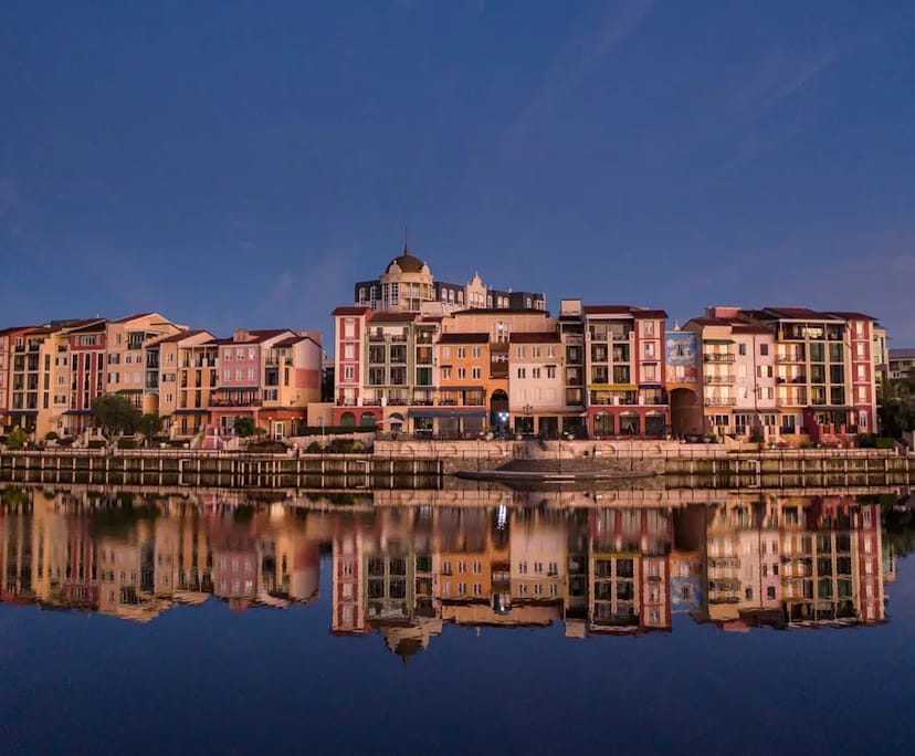 $290, Flatshare, 3 bathrooms, Carrara QLD 4211