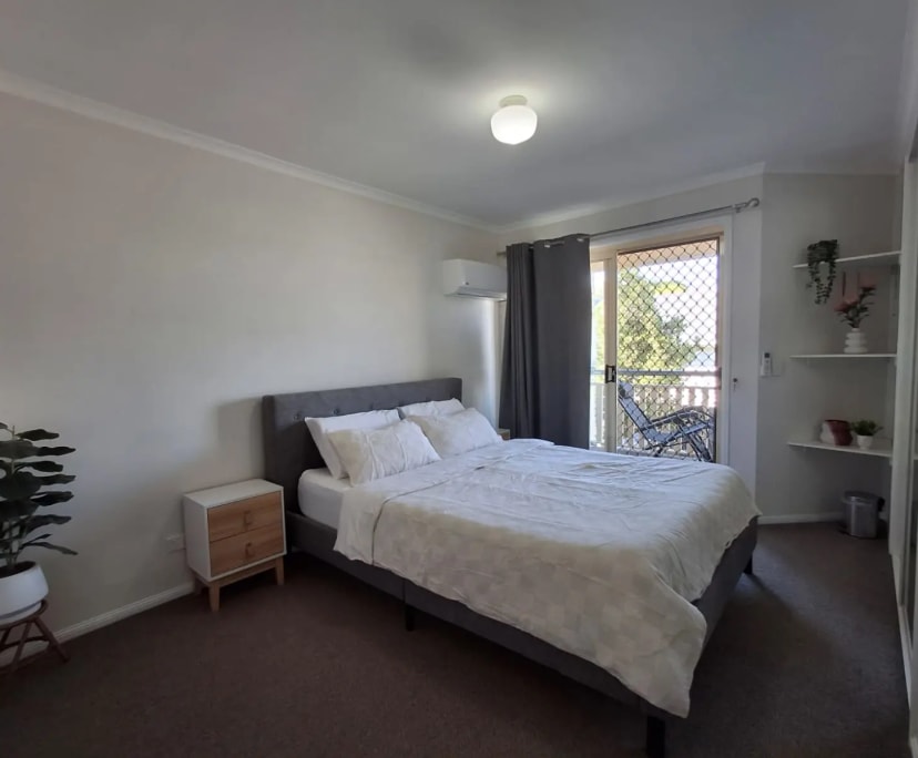 Whole property with 2 rooms for rent