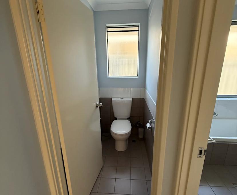 $250, Share-house, 2 bathrooms, Piara Waters WA 6112
